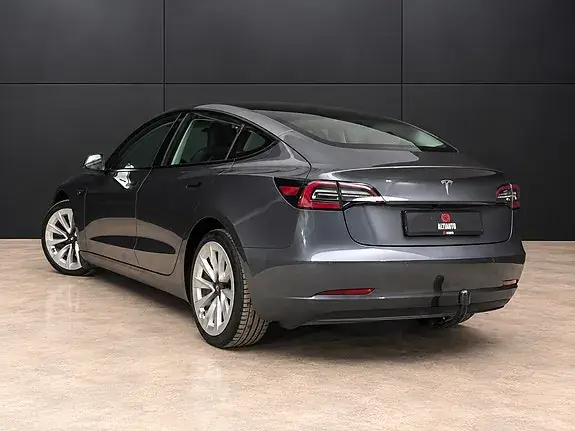 Tesla Model 3 2021 photo 4