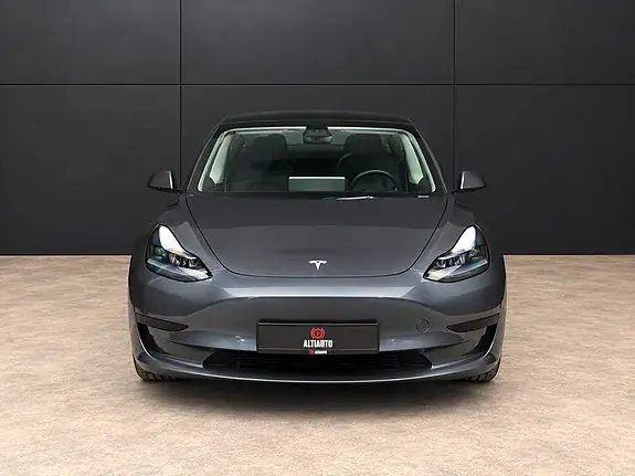 Tesla Model 3 2021 photo 3