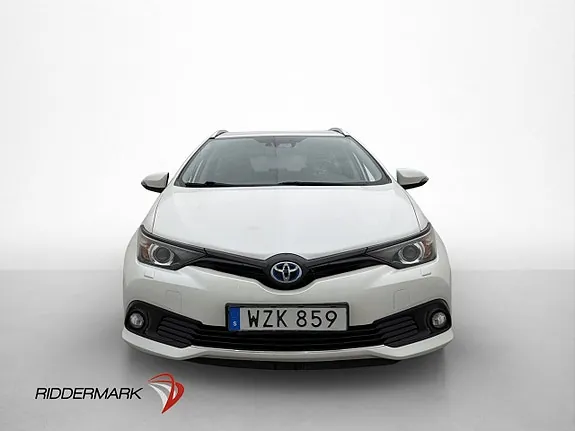 Toyota Auris 2018 photo 2