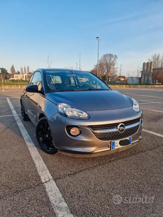 Opel Adam