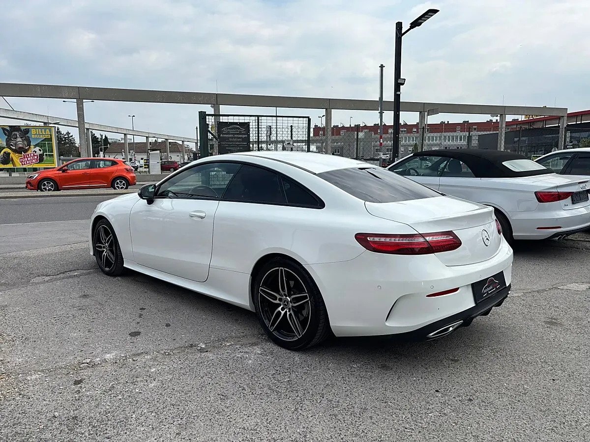 Mercedes-Benz E-Class 2017 photo 3
