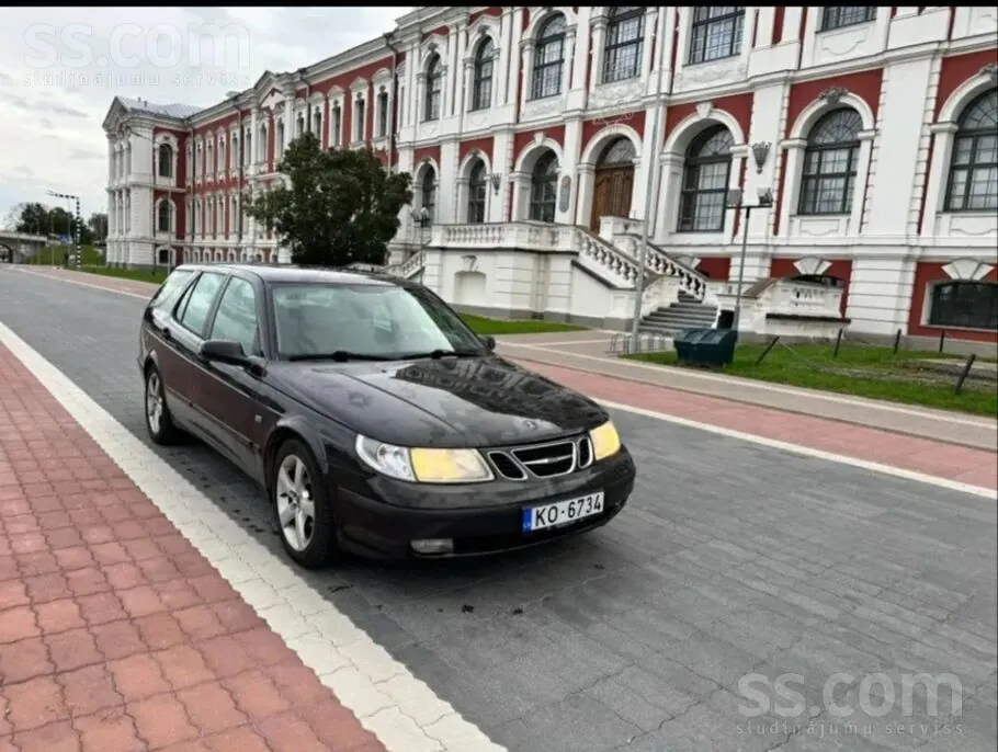 Saab 9-5 2005 photo 2