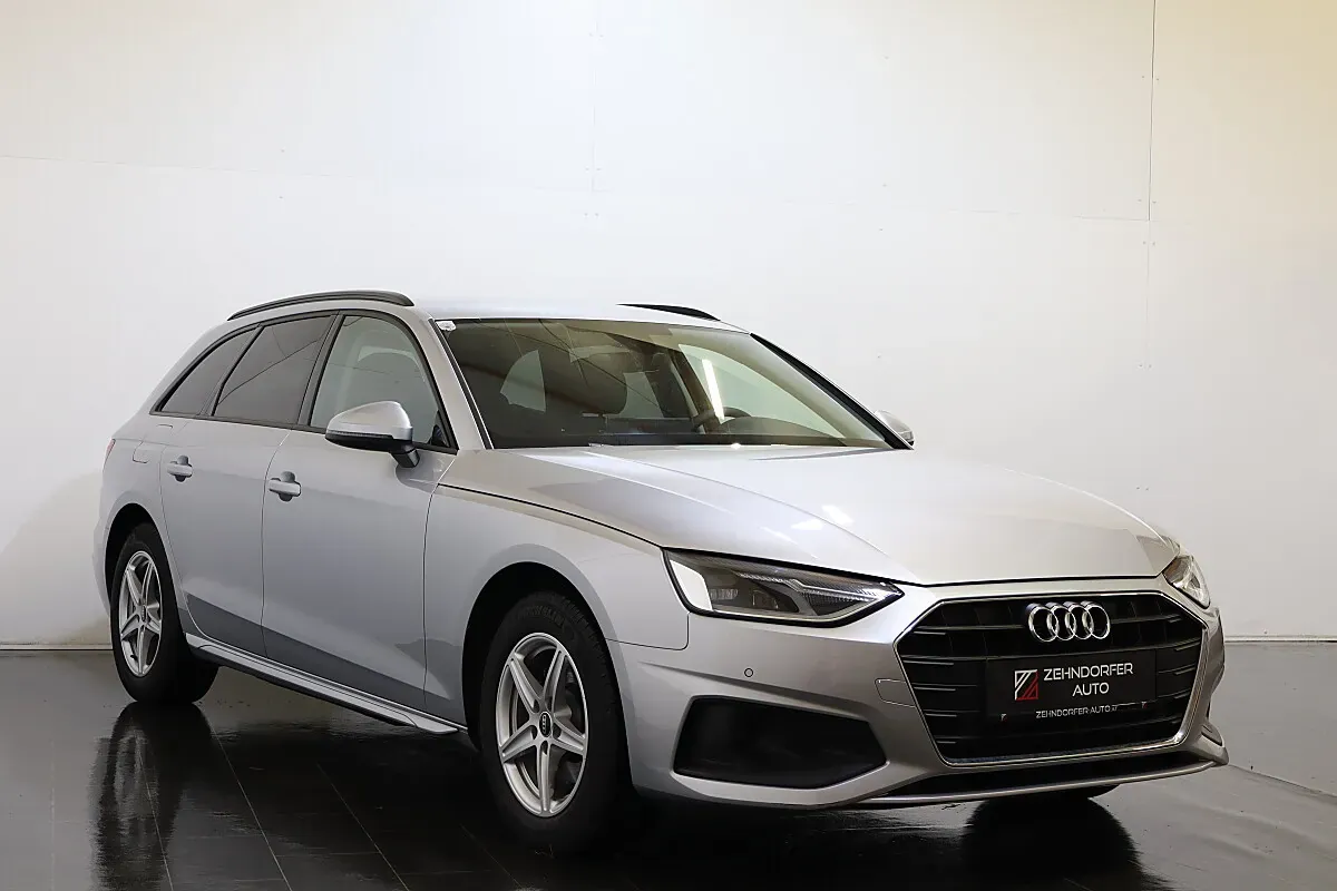 Audi A4 2021 photo 2