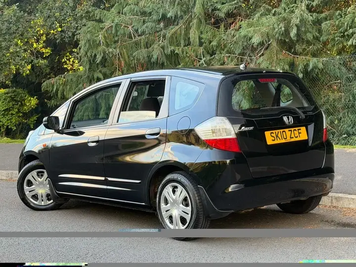 Honda Jazz 2010 photo 4
