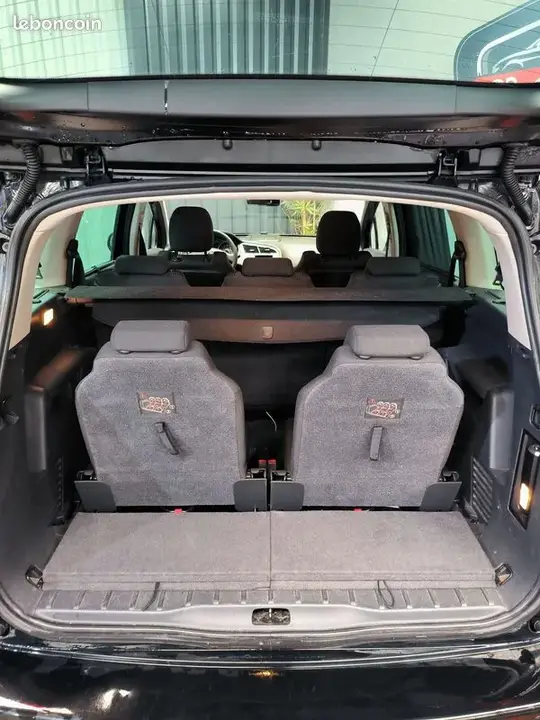 Peugeot 5008 2013 photo 5