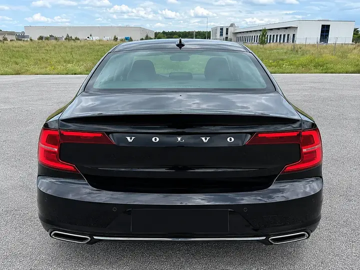 Volvo S90 2016 photo 3