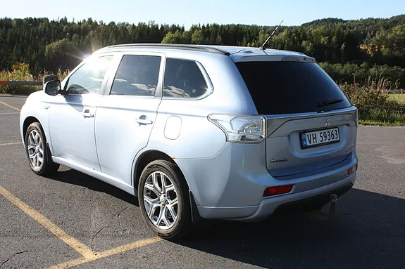 Mitsubishi Outlander 2014 photo 3