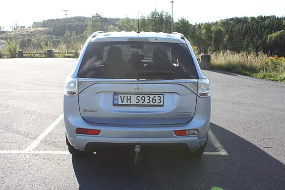 Mitsubishi Outlander 2014 photo 4