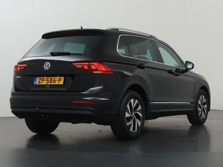 Volkswagen Tiguan 2018 photo 2