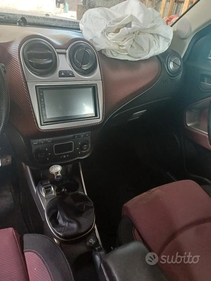 Alfa Romeo Mito 2011 photo 5