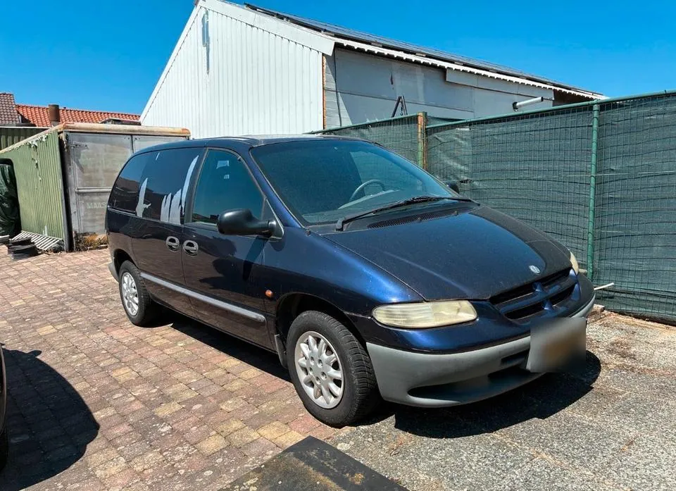 Dodge Ram Van