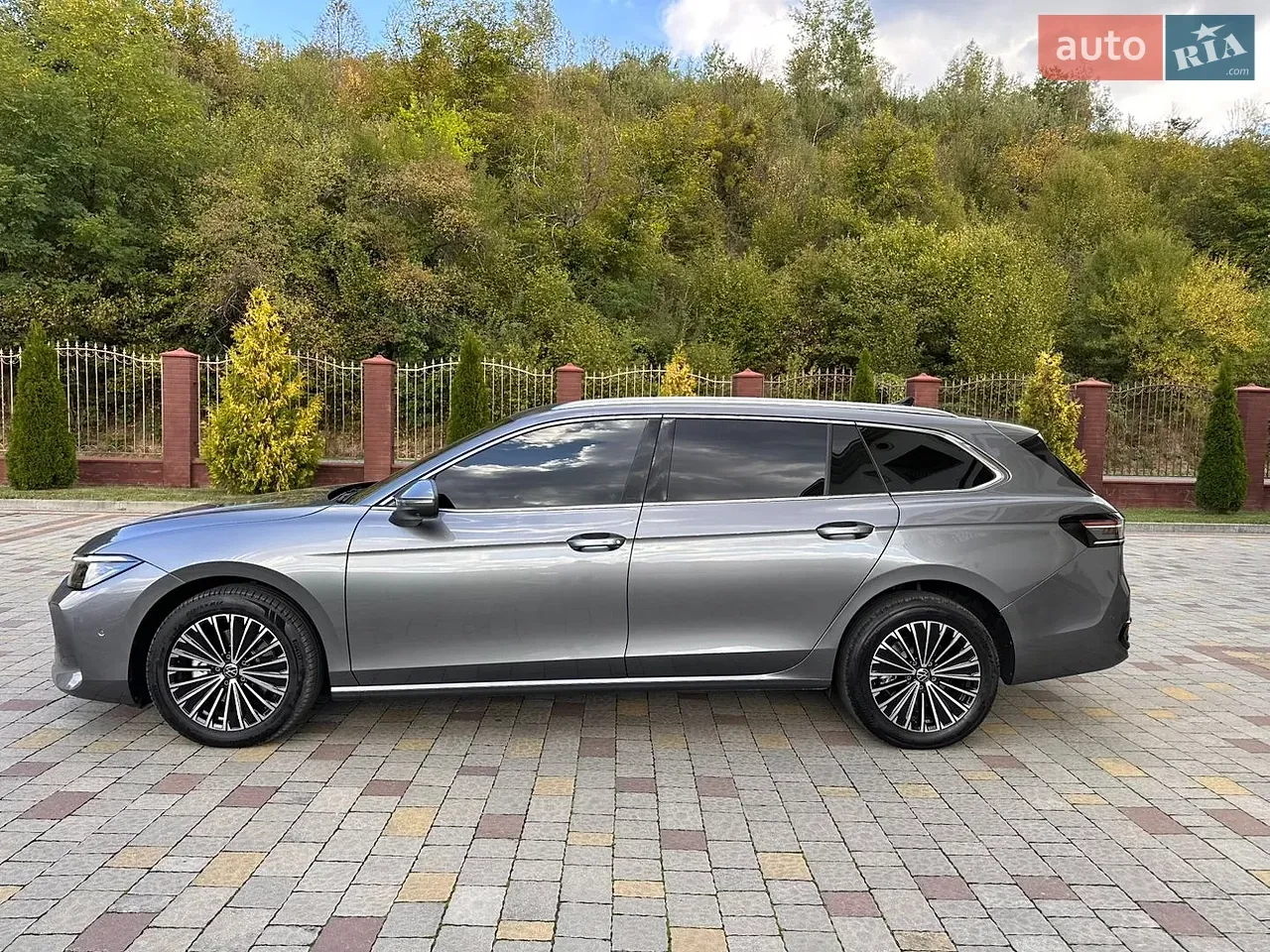 Volkswagen Passat 2025 photo 5