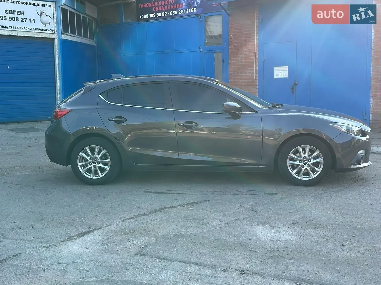 Mazda 3 2015 photo 5