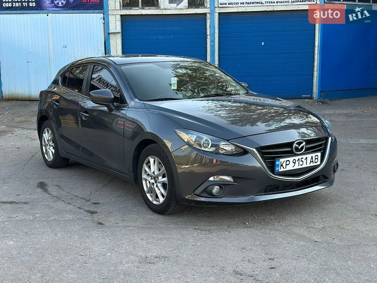 Mazda 3 2015 photo 3