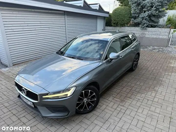 Volvo V60 2020 photo 2