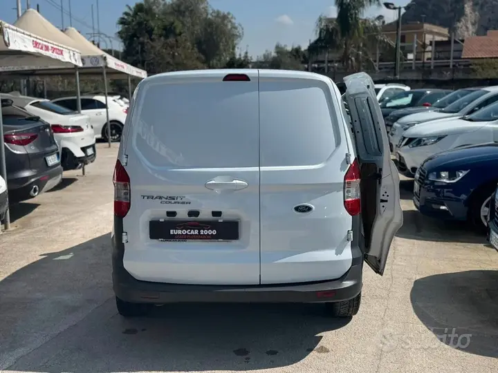 Ford Transit Connect 2017 photo 2
