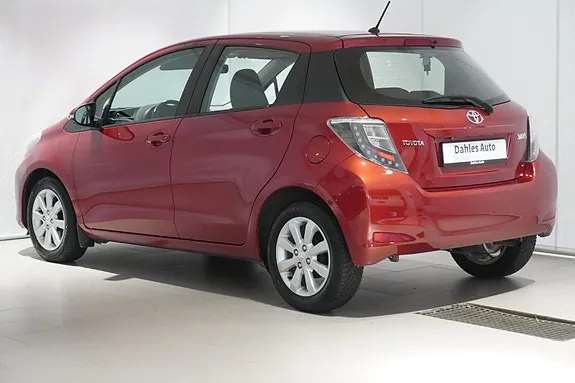 Toyota Yaris 2014 photo 4