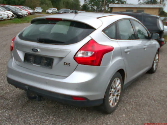 Ford Focus 2011 photo 5