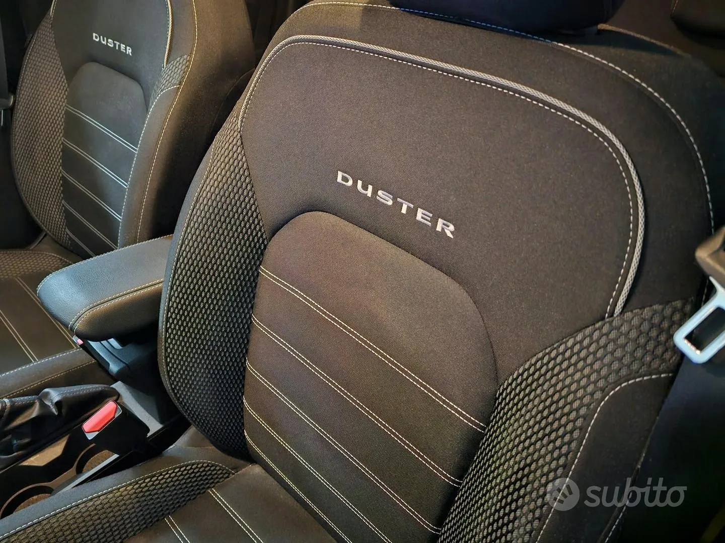 Dacia Duster 2021 photo 2