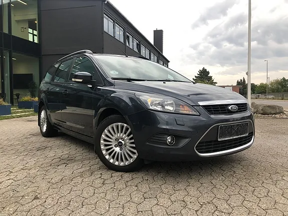 Ford Focus 2009 photo 2