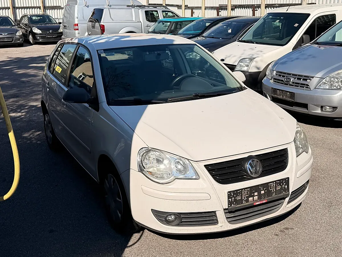 Volkswagen Polo 2005 photo 2