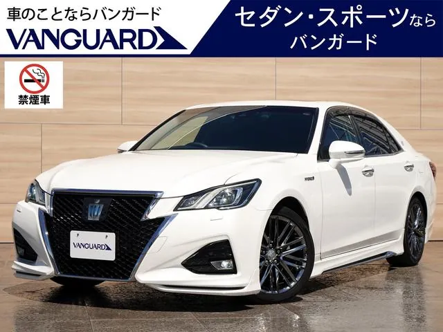 Toyota Crown Athlete Hybrid