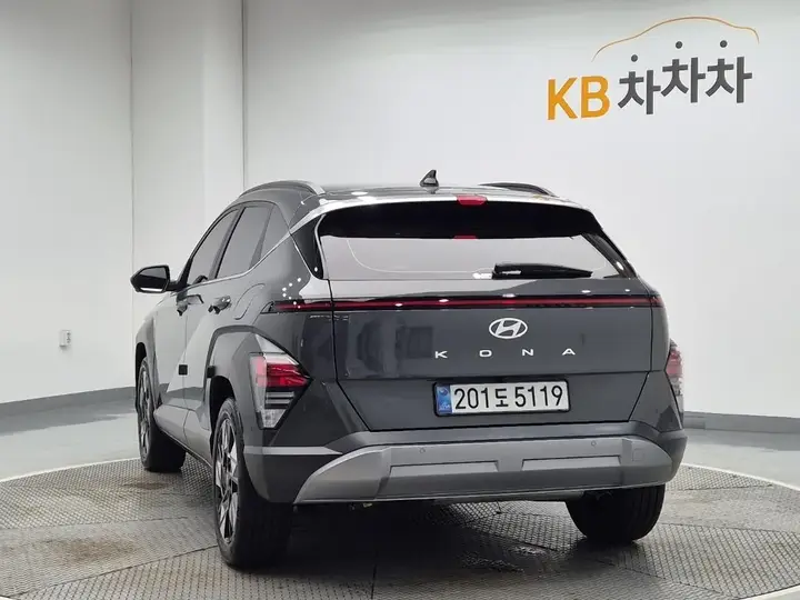 Hyundai Kona 2026 photo 2