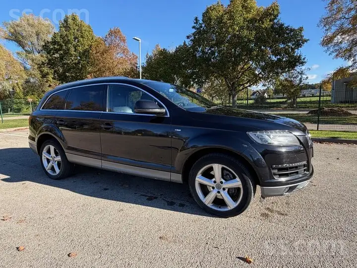 Audi Q7 2013 photo 3