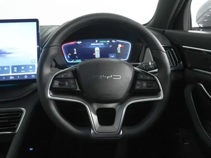BYD Seal U 2026 photo 5