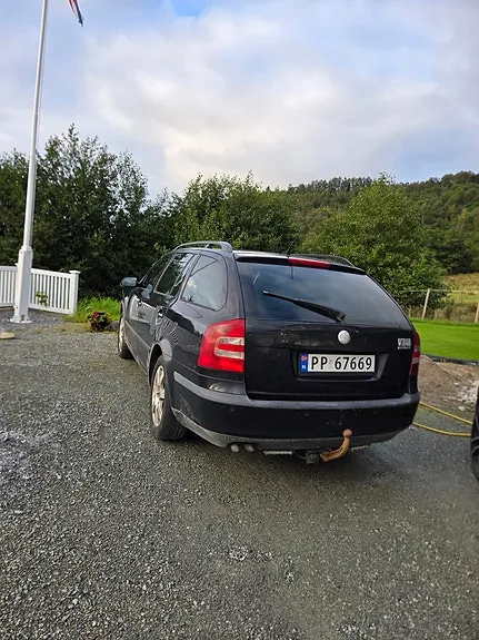 Skoda Octavia 2007 photo 3
