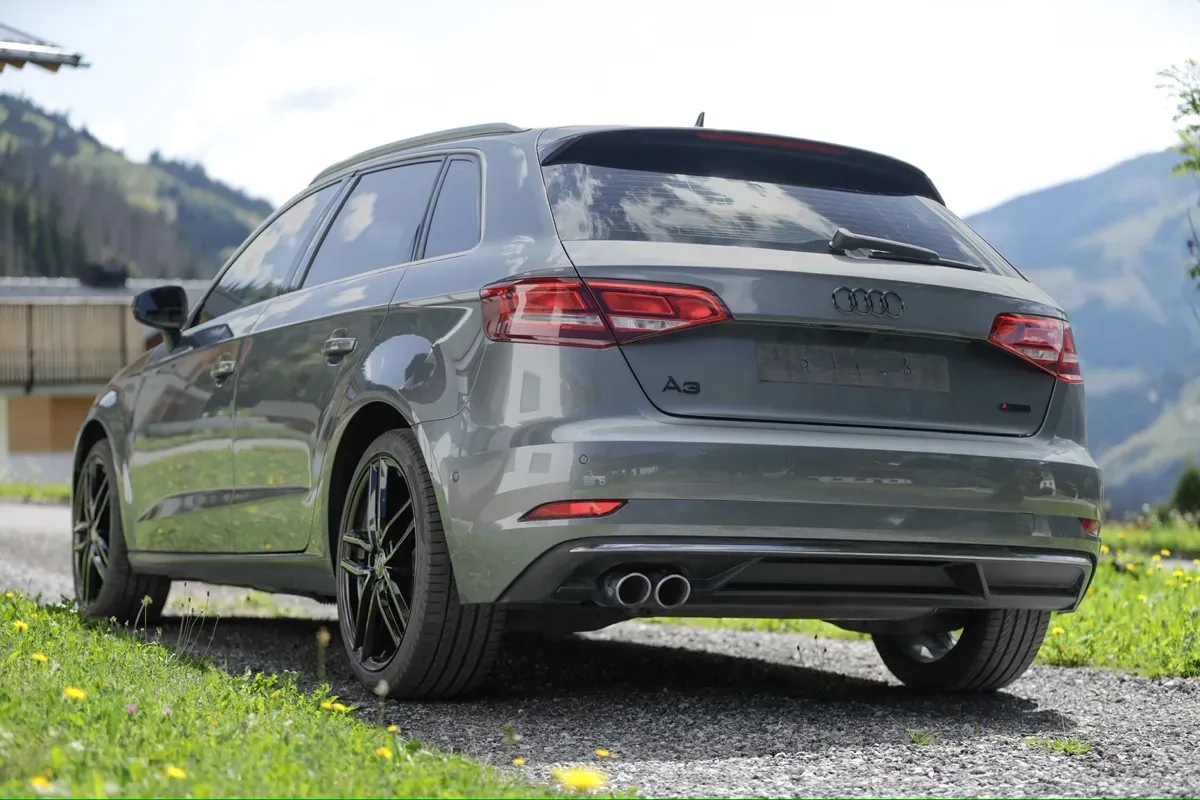 Audi A3 2018 photo 2