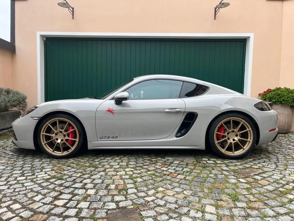Porsche Cayman Gts