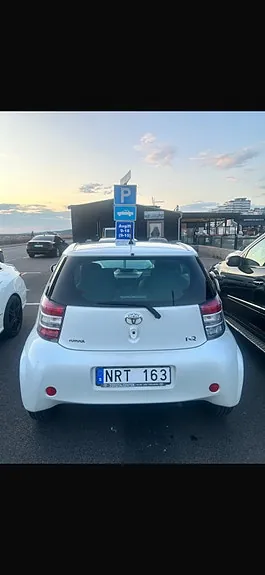 Toyota Iq 2011 photo 3