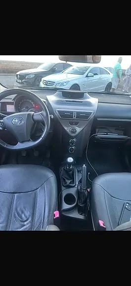 Toyota Iq 2011 photo 5