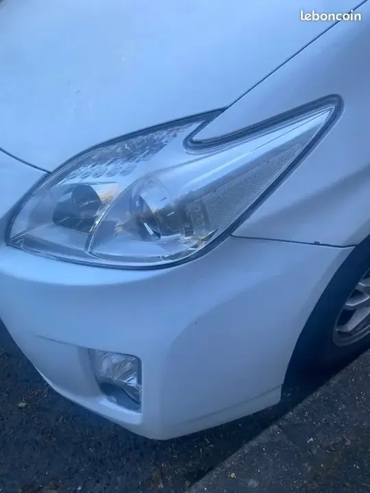 Toyota Prius 2011 photo 4