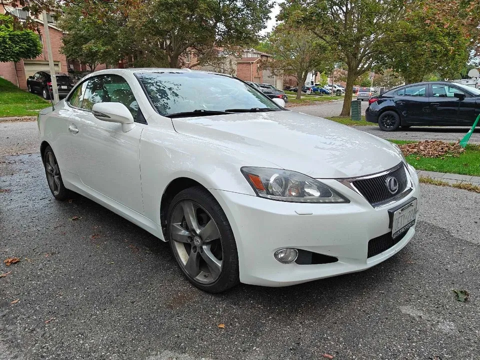 Lexus Is250