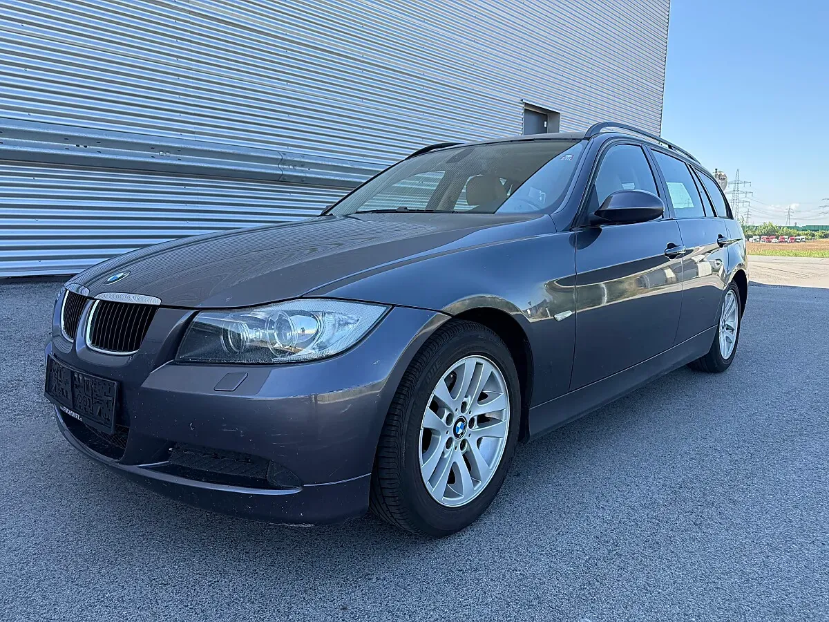 BMW 3 Series 2008 photo 2
