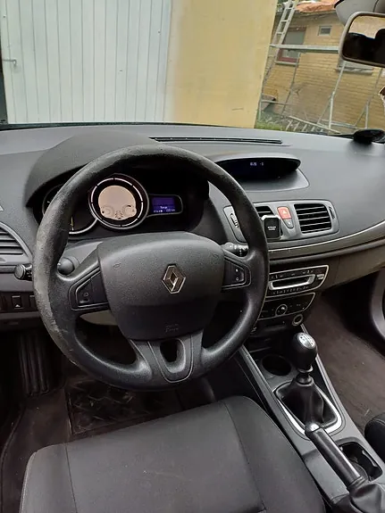 Renault Megane 2011 photo 5