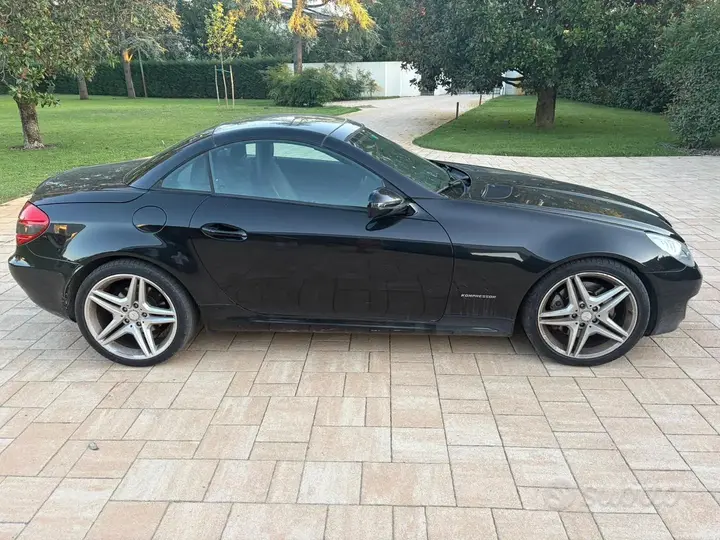 Mercedes-Benz Slk 2011 photo 2