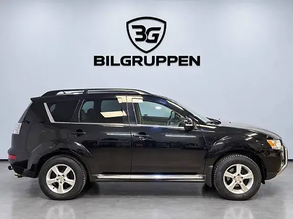 Mitsubishi Outlander 2012 photo 2
