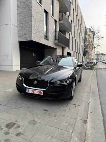 Jaguar Xe