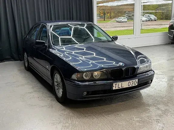BMW 520I 2002 photo 2