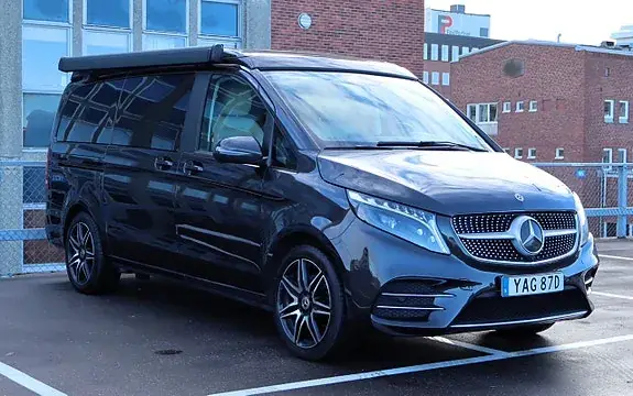 Mercedes-Benz V 300 2023 photo 2