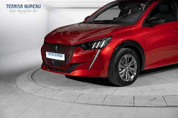 Peugeot E-208 2022 photo 2