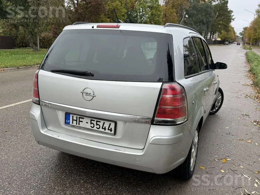 Opel Zafira 2007 photo 4
