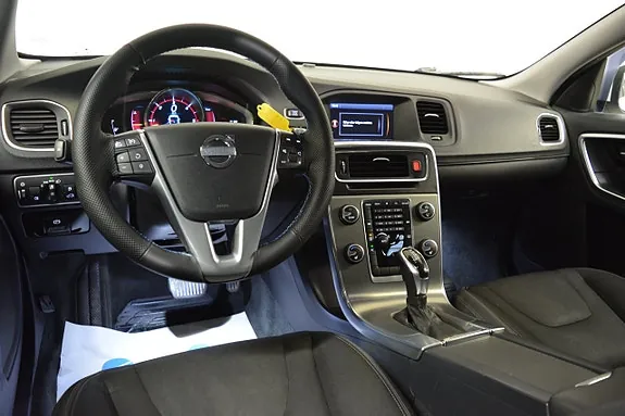 Volvo V60 2014 photo 5