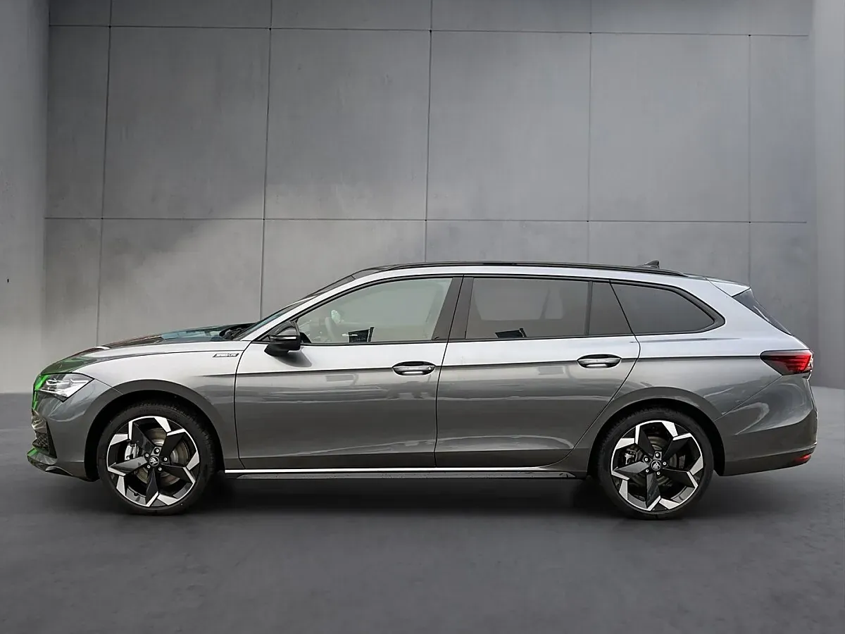 Skoda Superb 2026 photo 3