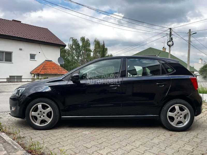 Volkswagen Polo 2012 photo 5