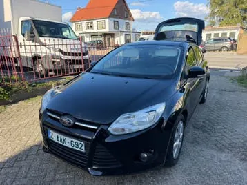 Ford Focus 2012 photo 3