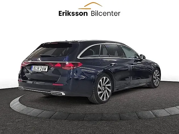 Mercedes-Benz E300 2024 photo 5